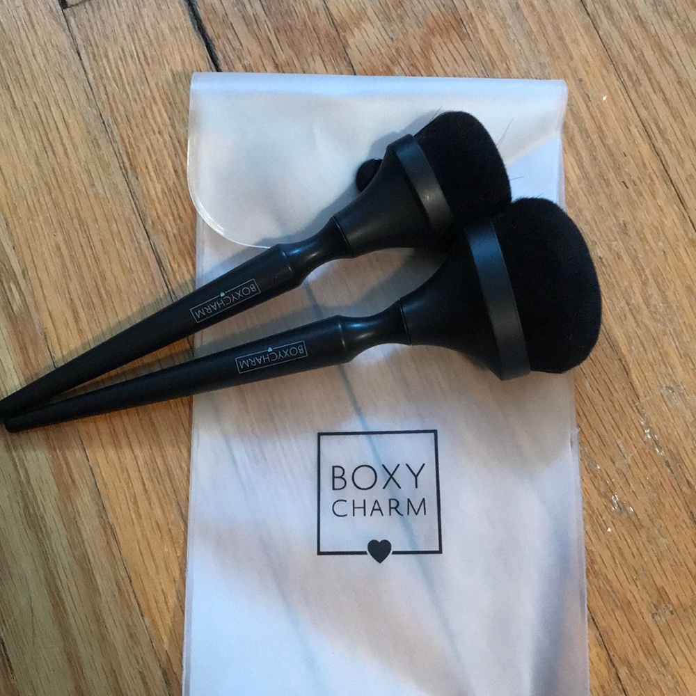 ❗️◼️EXCLUSIVE BOXY CHARM FACE BRUSHES◼️❗️